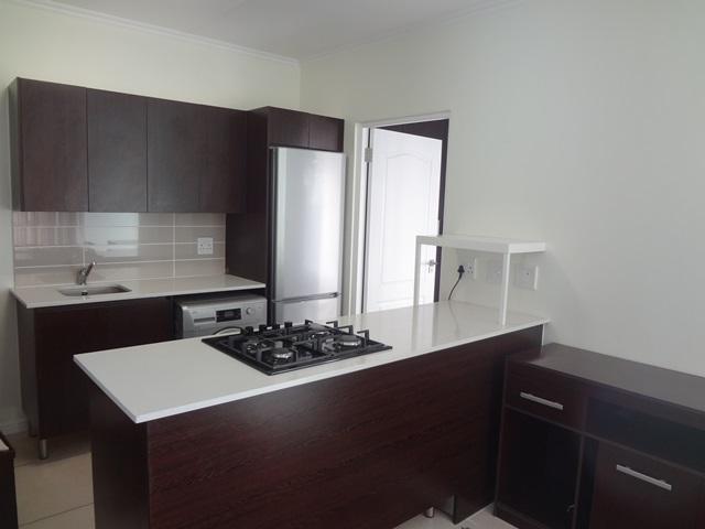 To Let 1 Bedroom Property for Rent in De Velde Western Cape